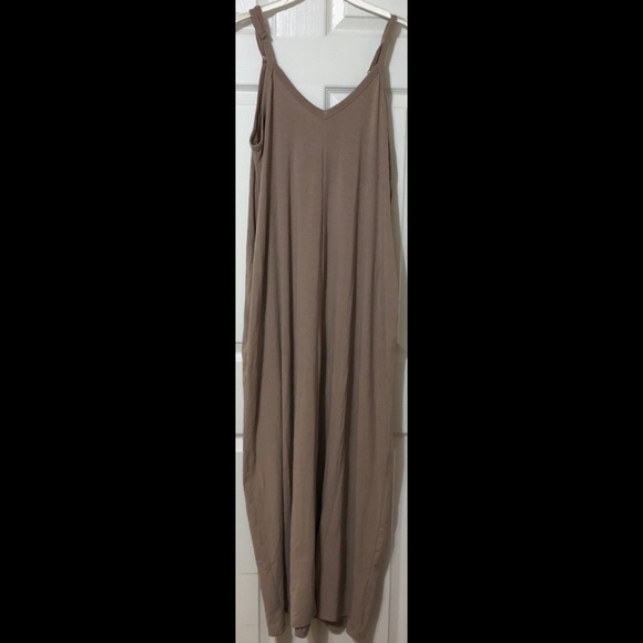 Zenana Outfitters Taupe Maxi Dress - Picture 1 of 3